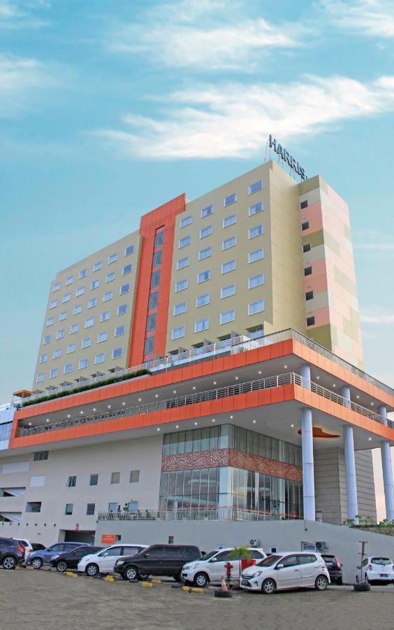 Harris Hotel Samarinda Extérieur photo