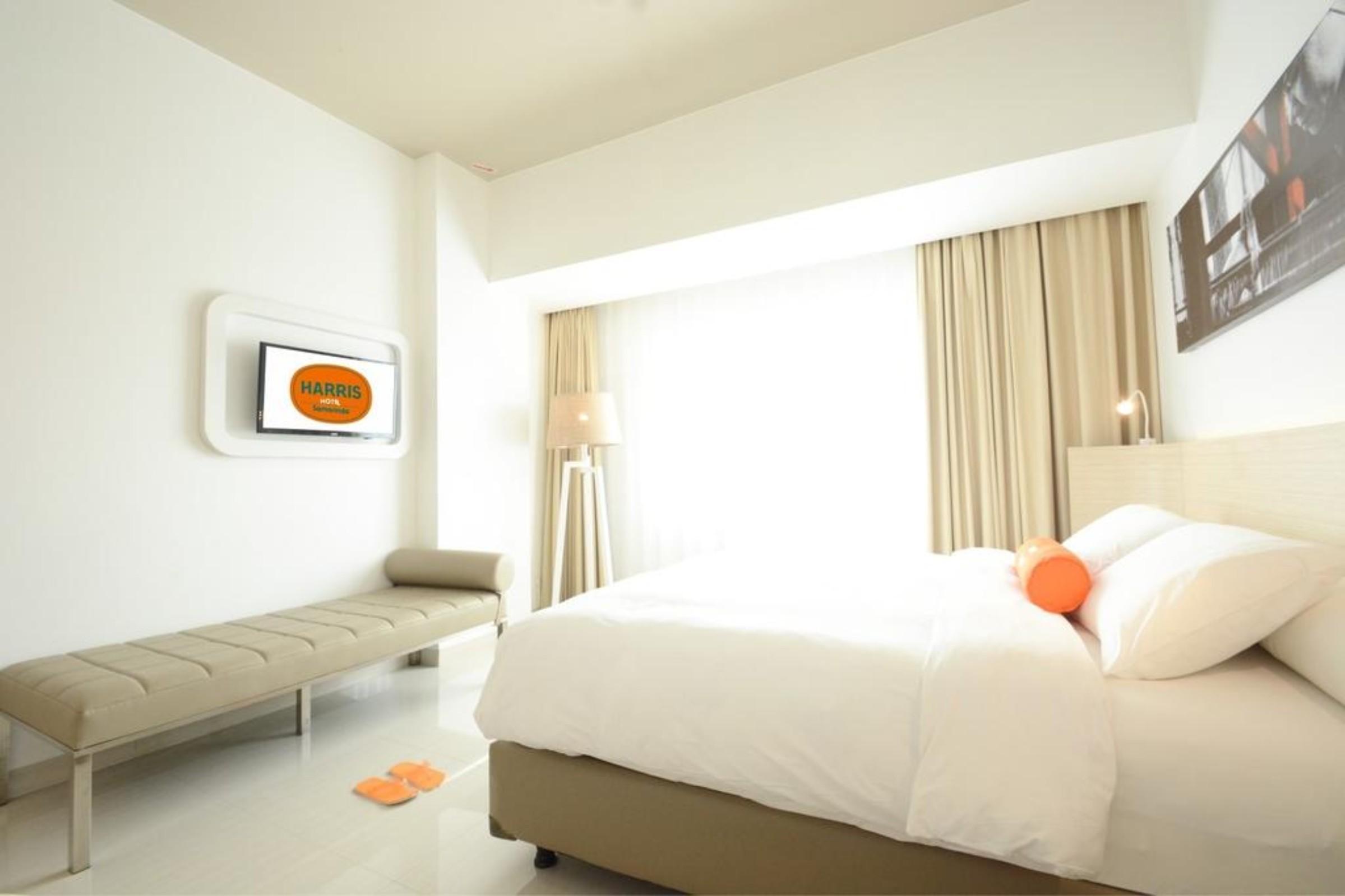 Harris Hotel Samarinda Extérieur photo