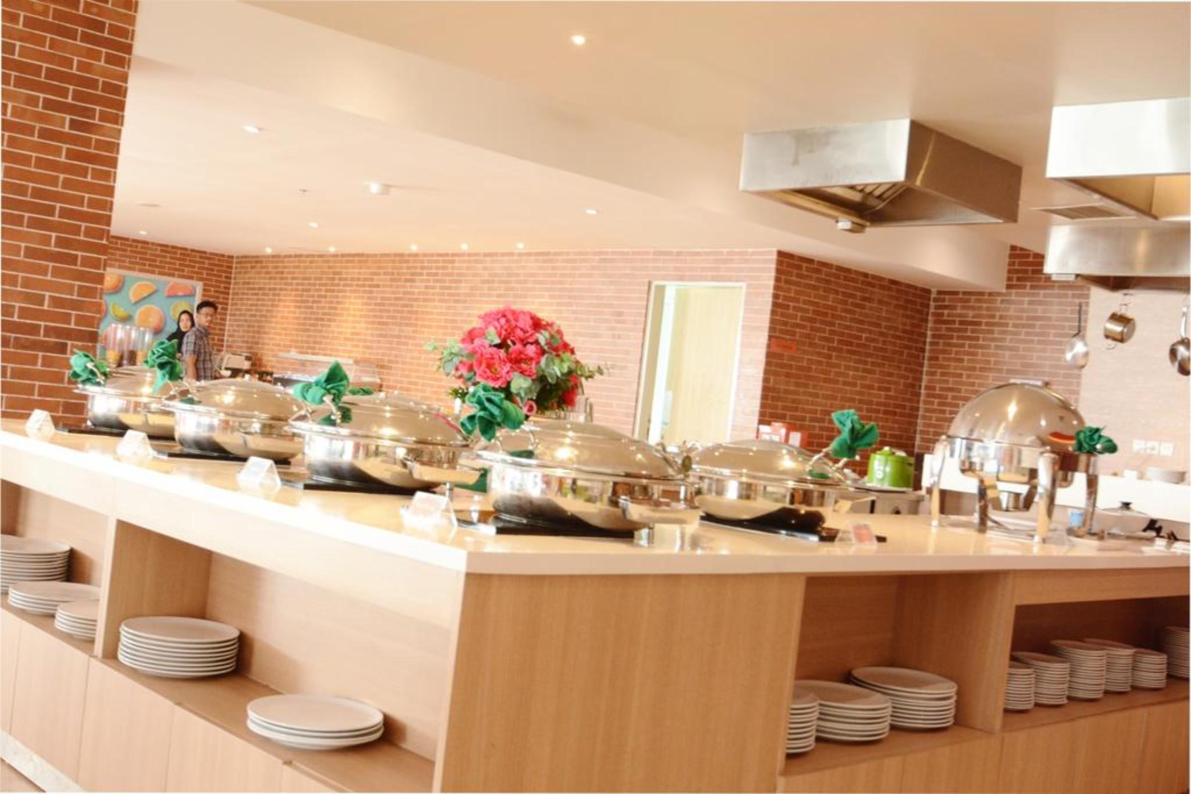 Harris Hotel Samarinda Extérieur photo